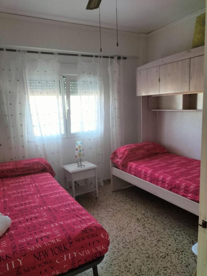Apartment Primera Linea De Playa A 1km Del Puerto De Dénia