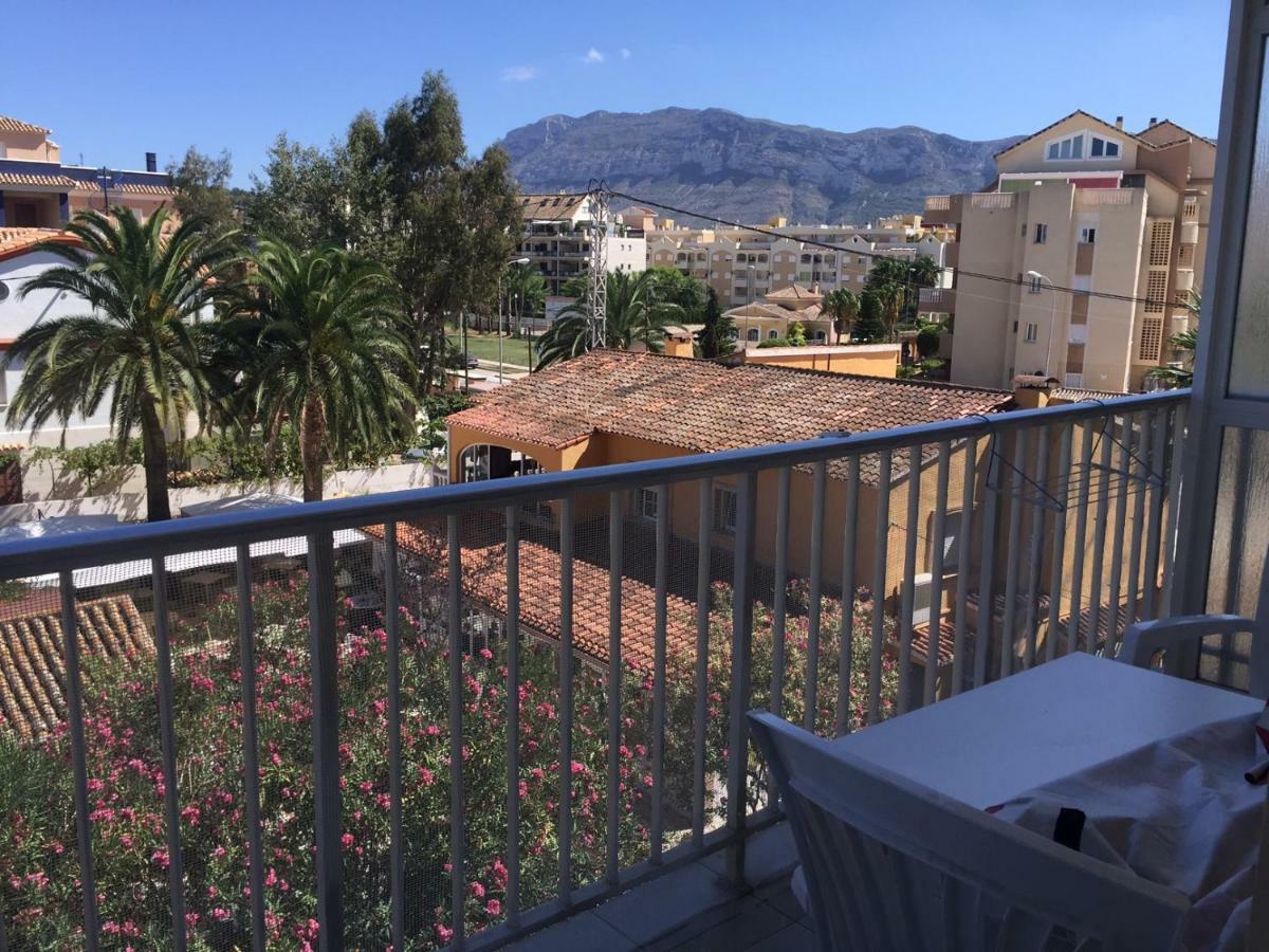 Primera Linea De Playa A 1km Del Puerto De Apartment Dénia